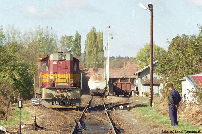 N14 742.444 Klobouky u Brna 27.10.1997 (5a)